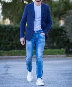 Uomo